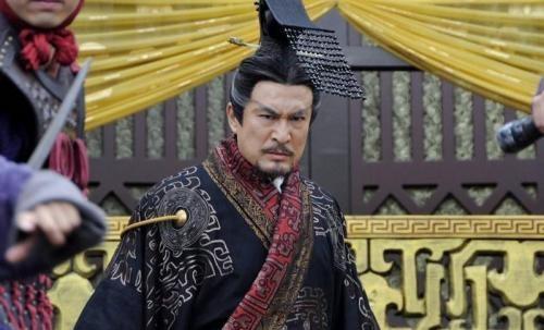 皇帝非要吃公鸡下的蛋,大臣们束手无策,却被一小孩轻松解决