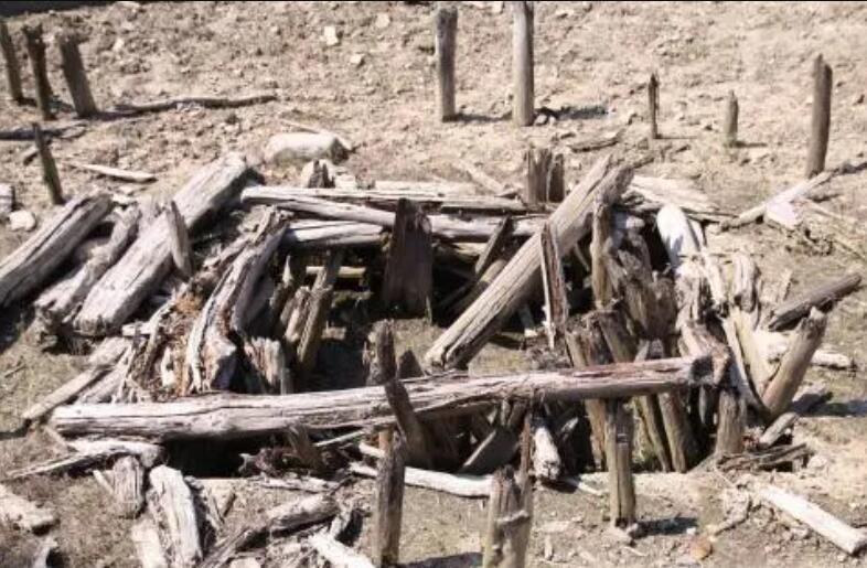 河姆渡遗址的水井