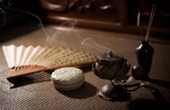 香文化的形成与异化